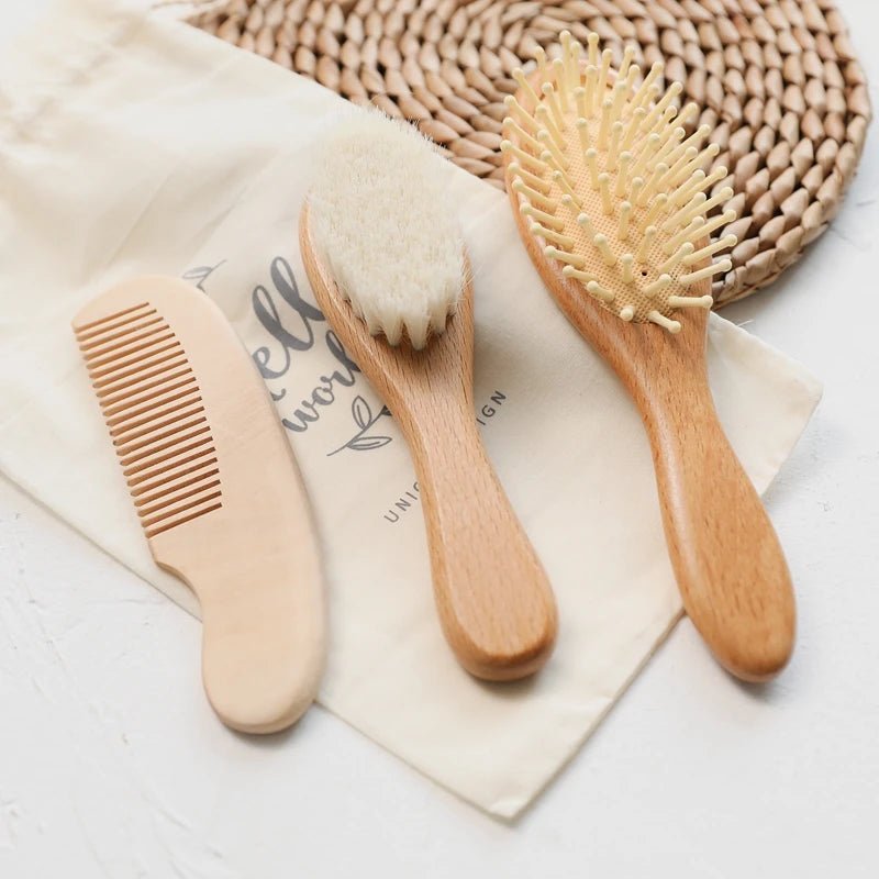 Natural wood & wool hairbrush - Cambout